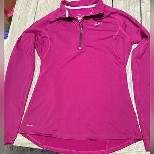 EUC Medium Nike Quarter zip
